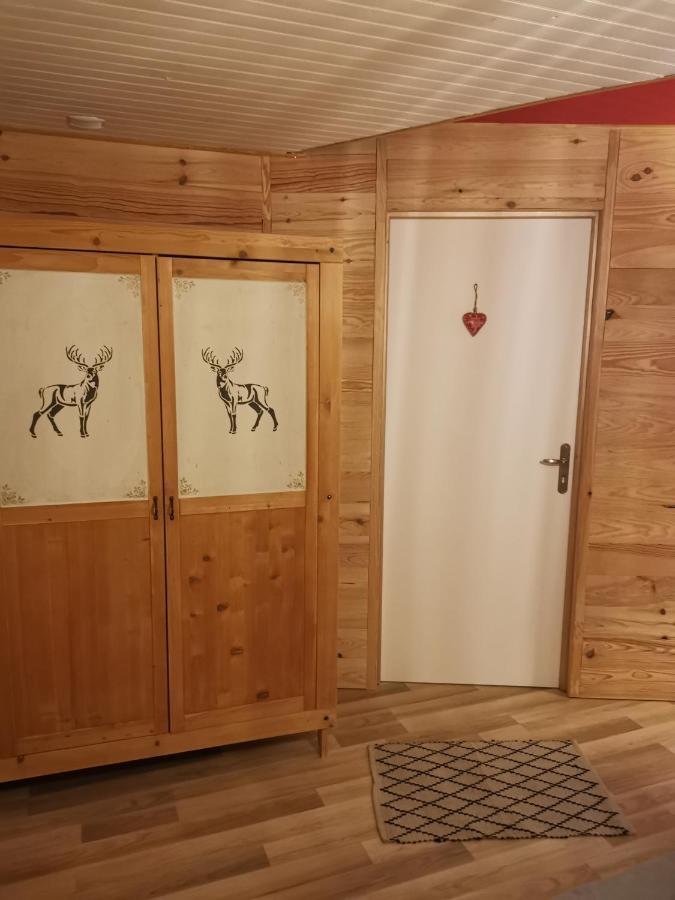 Gite Ha-Py Chalet Campan Exterior foto
